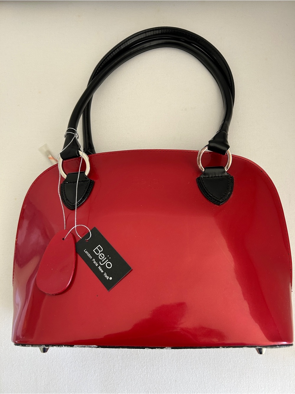 Vintage “Beijo” Red Leather Satchel NWT! Excellent Retro Y2K Nostalgia Purse!